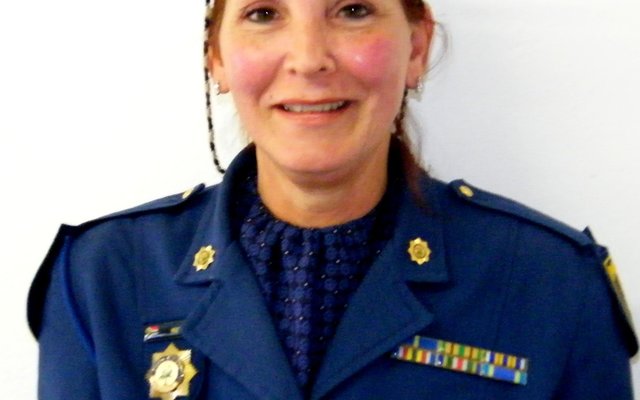 AO Sarena Hugo, Kommunikasie-offisier te Stanford SAPD, wat op 31 Julie na Cloetesville SAPD oorgeplaas is. 